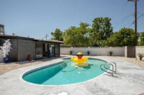 Luxury Old Town Scottsdale Oasis W/Pool (Sleeps 9)